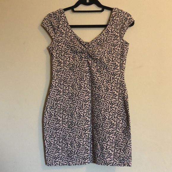 🔑 Key Print Bodycon Dress 🔑 - Picture 2 of 6